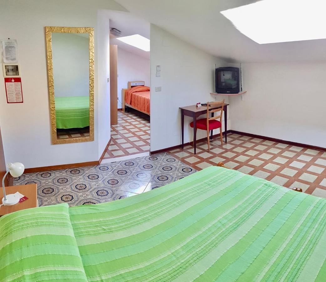 Albergo Natucci モンテカティーニ・テルメ エクステリア 写真
