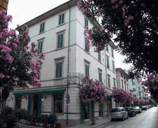 Albergo Natucci モンテカティーニ・テルメ エクステリア 写真