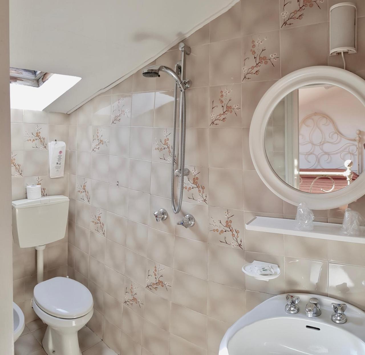 Albergo Natucci モンテカティーニ・テルメ エクステリア 写真